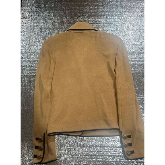 St. John Santana Knit Logo Embroidered Patch Crest Jacket Blazer Size 4 - Picture 9 of 10